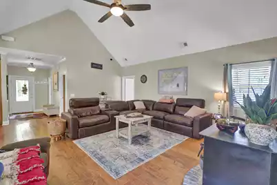 135 Gilleys Court, Summerville, SC 29483 - Photo 6