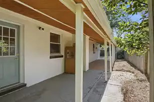 32 Briarcliff Dr, Charleston, SC 29407 - Photo 4