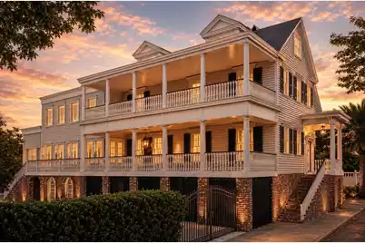 18 Trumbo Street, Charleston, SC 29401 - Photo 2