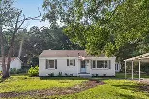 1060 Pauline Ave, James Island, SC 29412 - Photo 2