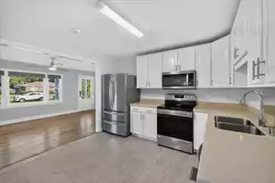1060 Pauline Ave, James Island, SC 29412 - Photo 12