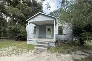 1905 Church St, Denmark, SC 29042 - Photo 1