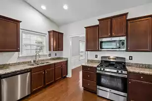 5306 Natures Color Ln, North Charleston, SC 29418 - Photo 18