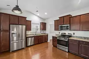 5306 Natures Color Ln, North Charleston, SC 29418 - Photo 16