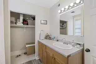 11 Smith St, Charleston, SC 29401 - Photo 14