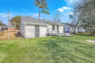 1089 Buist Ave, North Charleston, SC 29405 - Photo 18