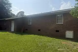 220 Eastwood Cir, Orangeburg, SC 29118 - Photo 4