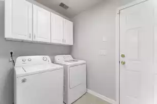 407 Beverly Dr, Summerville, SC 29485 - Photo 18