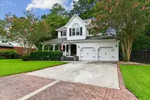302 Factors Walk, Summerville, SC 29485 - Photo 2