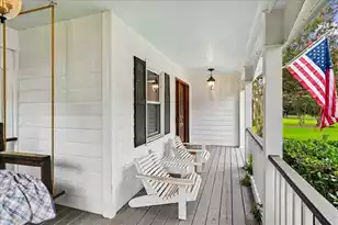 302 Factors Walk, Summerville, SC 29485 - Photo 8