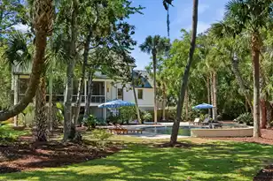 103 Oakview Ln, Isle Of Palms, SC 29451 - Photo 42