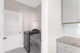 570 Spanish Wells Rd, Summerville, SC 29486 - Photo 20