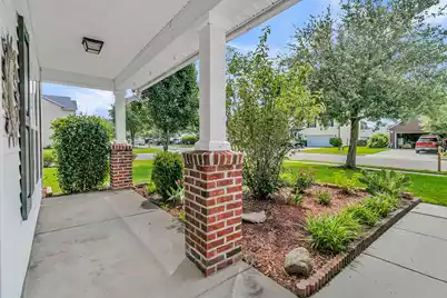 558 Holiday Drive, Summerville, SC 29483 - Photo 8