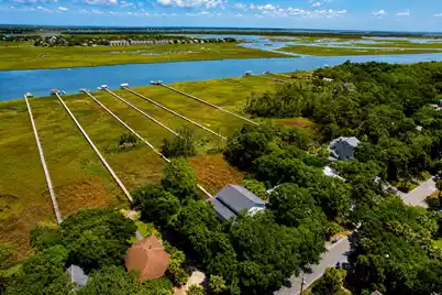 302 Huron Avenue E, Folly Beach, SC 29439 - Photo 4