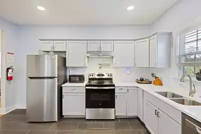 66 Line Street #Apt B, Charleston, SC 29403 - Photo 8