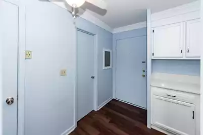 259 Bay E #7B, Charleston, SC 29401 - Photo 18