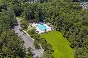 401 Beverly Dr, Summerville, SC 29485 - Photo 36