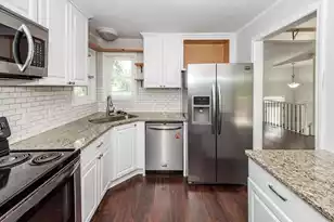 113 Trescott Ct, Summerville, SC 29483 - Photo 10