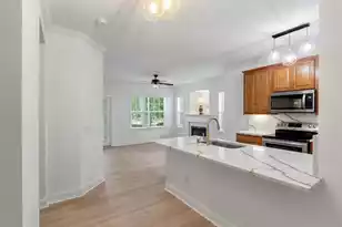 197 Golfview Ln, Summerville, SC 29485 - Photo 6