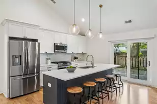 330 Riverland Dr, Charleston, SC 29412 - Photo 10
