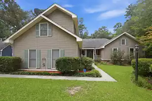 1009 Thoroughbred Ct, Summerville, SC 29483 - Photo 1