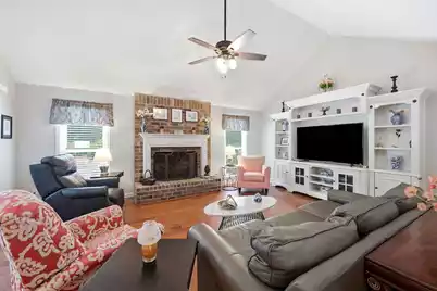 1009 Thoroughbred Court, Summerville, SC 29483 - Photo 4