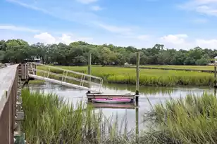 1054 Anna Knapp, Mount Pleasant, SC 29464 - Photo 20