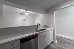 151 Calhoun St, Charleston, SC 29401 - Photo 6
