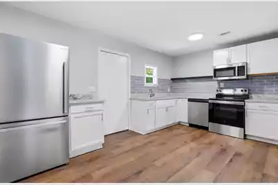 1630 Larry Street, North Charleston, SC 29406 - Photo 6
