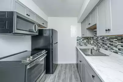 2494 Etiwan Avenue #2H, Charleston, SC 29414 - Photo 8