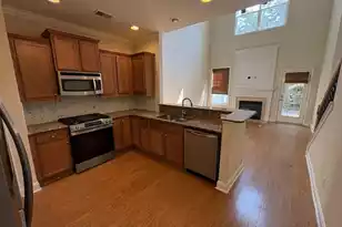 3635 Bagley Dr, Mount Pleasant, SC 29466 - Photo 4
