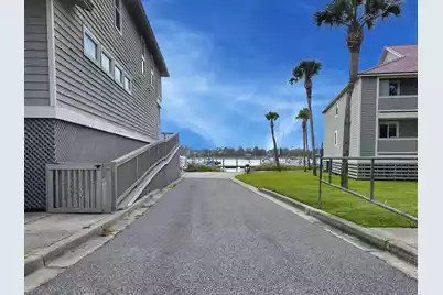 63 Mariners Cay Drive W, Folly Beach, SC 29439 - Photo 32