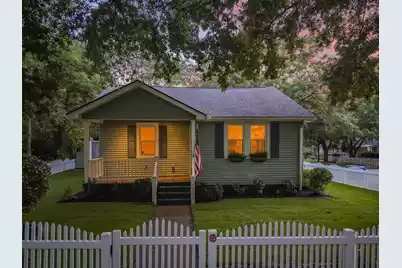 1 10th Avenue, Charleston, SC 29403 - Photo 2