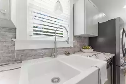 1 10th Avenue, Charleston, SC 29403 - Photo 20