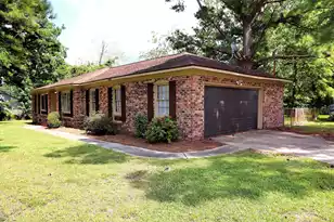 2395 Vistavia Rd, North Charleston, SC 29406 - Photo 2