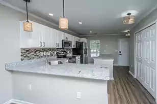 1404 Buckthorn Cir, Summerville, SC 29483 - Photo 4