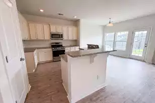 747 Redbud Ln, Summerville, SC 29486 - Photo 2