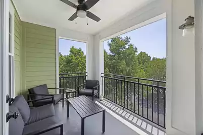 2000 Belle Isle Avenue #301, Mount Pleasant, SC 29464 - Photo 2