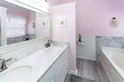 1231 Center Lake Drive, Mount Pleasant, SC 29464 - Photo 14
