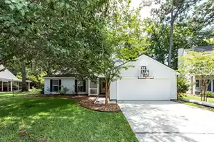 1231 Center Lake Dr, Mount Pleasant, SC 29464 - Photo 22