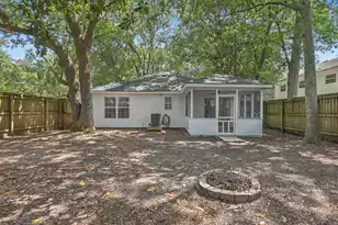 1612 Poinsettia Rd, Charleston, SC 29407 - Photo 30