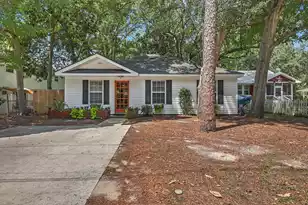 1612 Poinsettia Rd, Charleston, SC 29407 - Photo 2