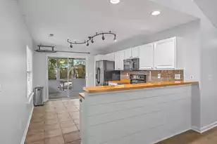1612 Poinsettia Rd, Charleston, SC 29407 - Photo 12