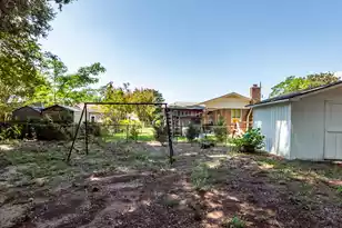 765 Leafwood Rd, Charleston, SC 29412 - Photo 38