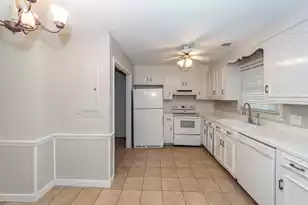 765 Leafwood Rd, Charleston, SC 29412 - Photo 10