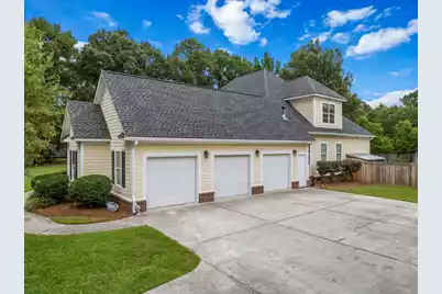 1019 Englewood Court, Summerville, SC 29483 - Photo 4