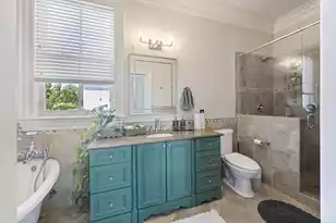 1 Bennett St, Charleston, SC 29401 - Photo 26