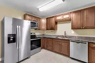 216 Gardenia St, Summerville, SC 29483 - Photo 10