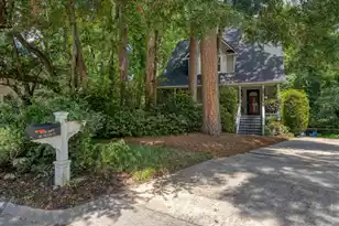 205 Telfair Ct, Summerville, SC 29485 - Photo 4