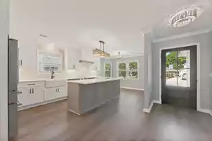 1665 Fairway Pl Ln, Mount Pleasant, SC 29464 - Photo 6